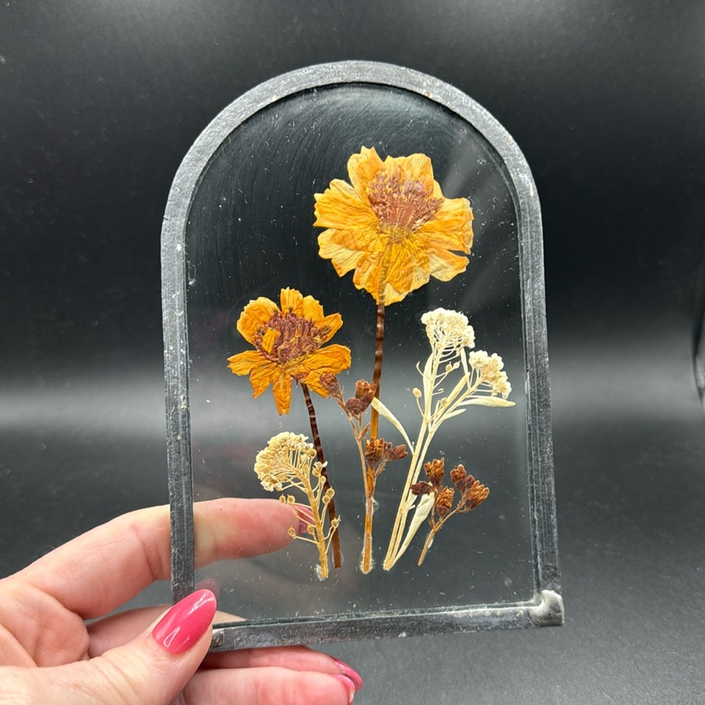 Dried Flower Glass window handing art
